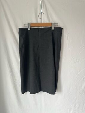 Theory Wool Pencil Skirt in Charcoal Grey